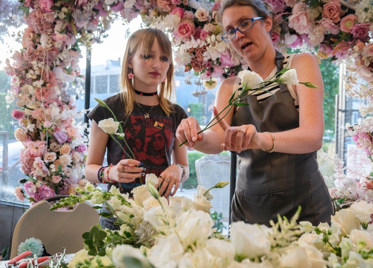 September Floral Workshop — Neutral Centerpiece Design