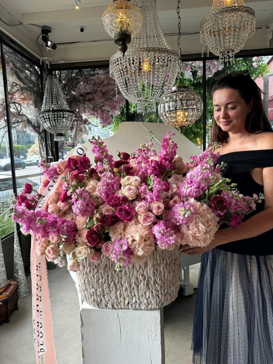 Blush Elegance – Luxury Floral Basket